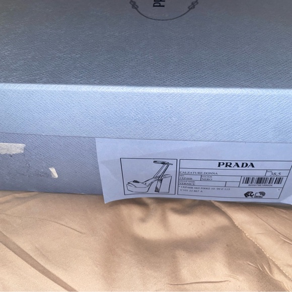 Prada Black Patent Leather Platform Ankle Strap Sandals! Fits size 7 1/2. - Picture 4 of 8